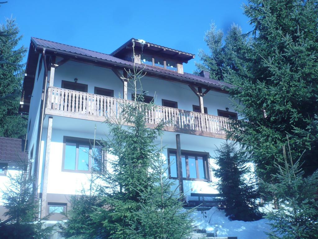 Casa Edy Hotel Colibita Bagian luar foto
