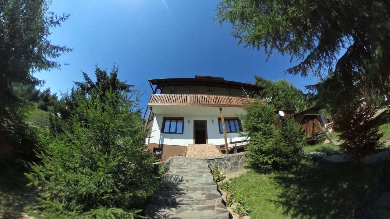 Casa Edy Hotel Colibita Bagian luar foto