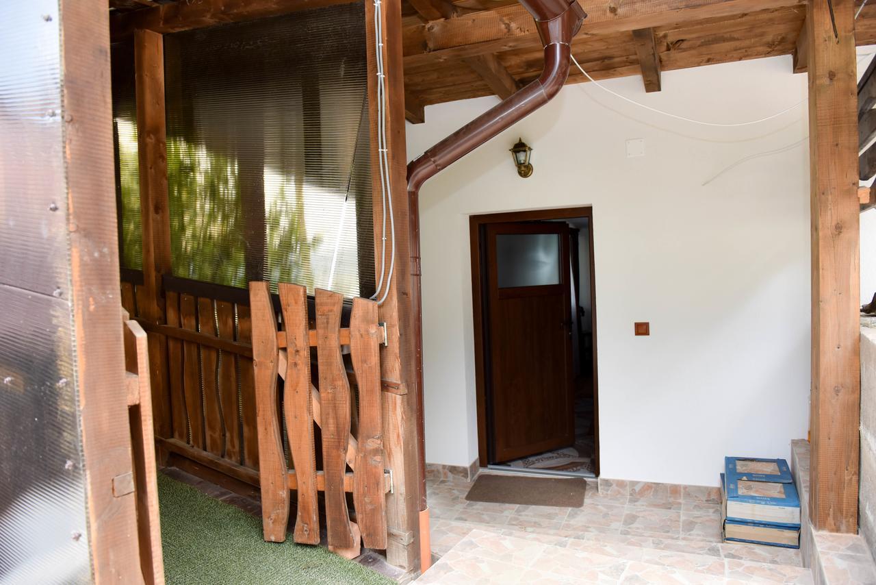 Casa Edy Hotel Colibita Bagian luar foto