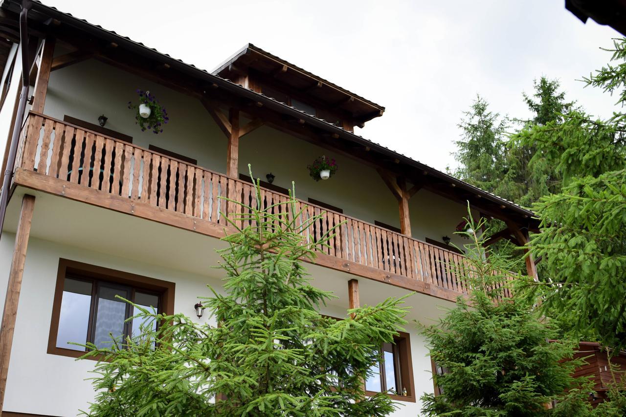 Casa Edy Hotel Colibita Bagian luar foto